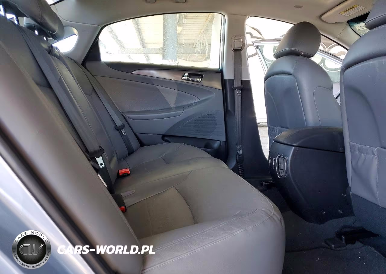 2013 Hyundai Sonata Hybrid VIN:KMHEC4A43DA071467 - 10