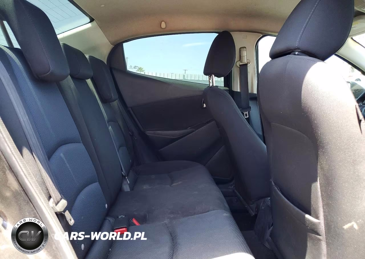 2017 Toyota Yaris Ia Base VIN:3MYDLBYV8HY192887 - 11
