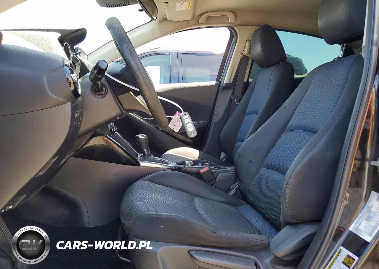 2017 Toyota Yaris Ia Base VIN:3MYDLBYV8HY192887 - 8