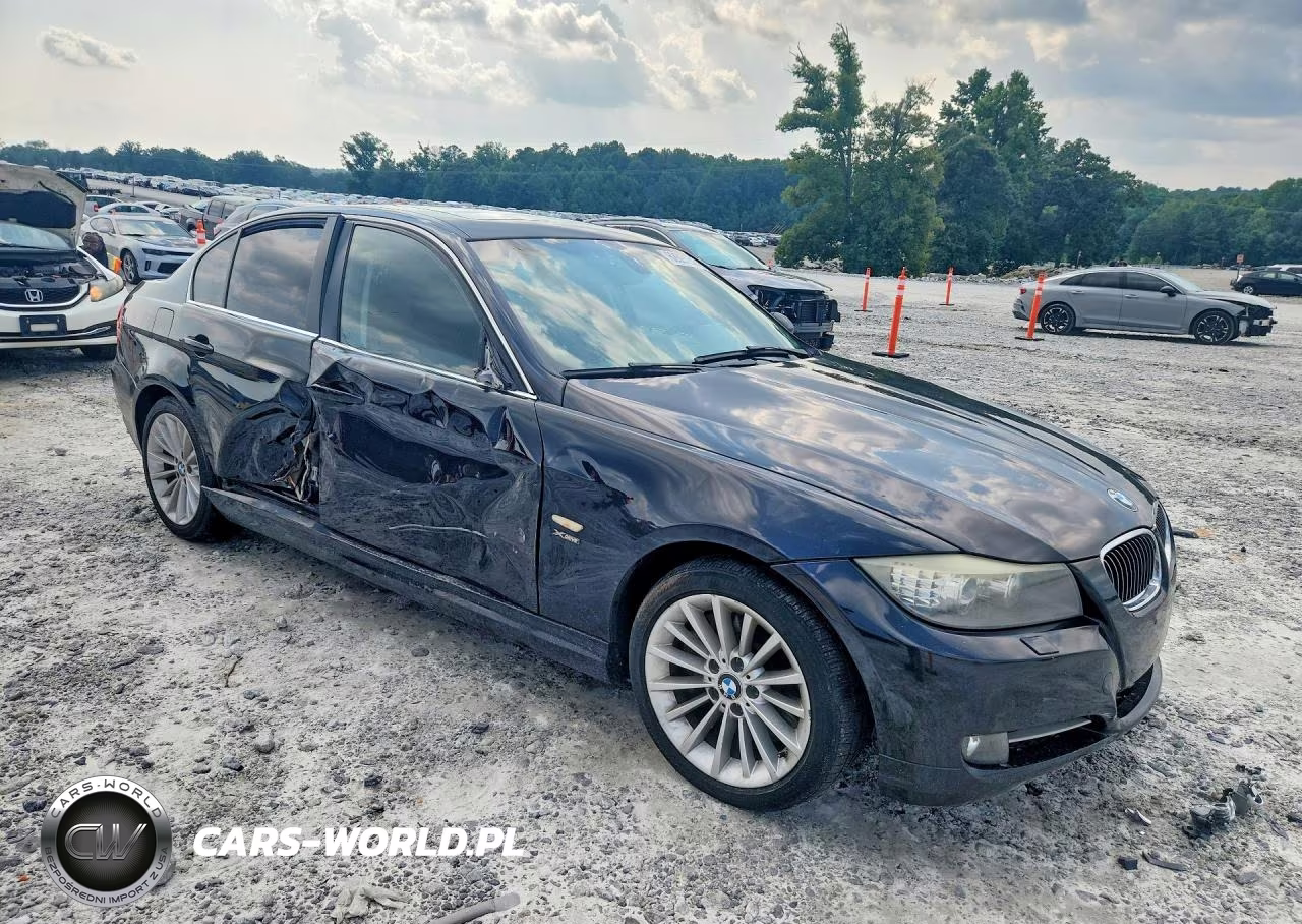 2011 BMW 335 Xi VIN:WBAPL5C51BA920160 - 4