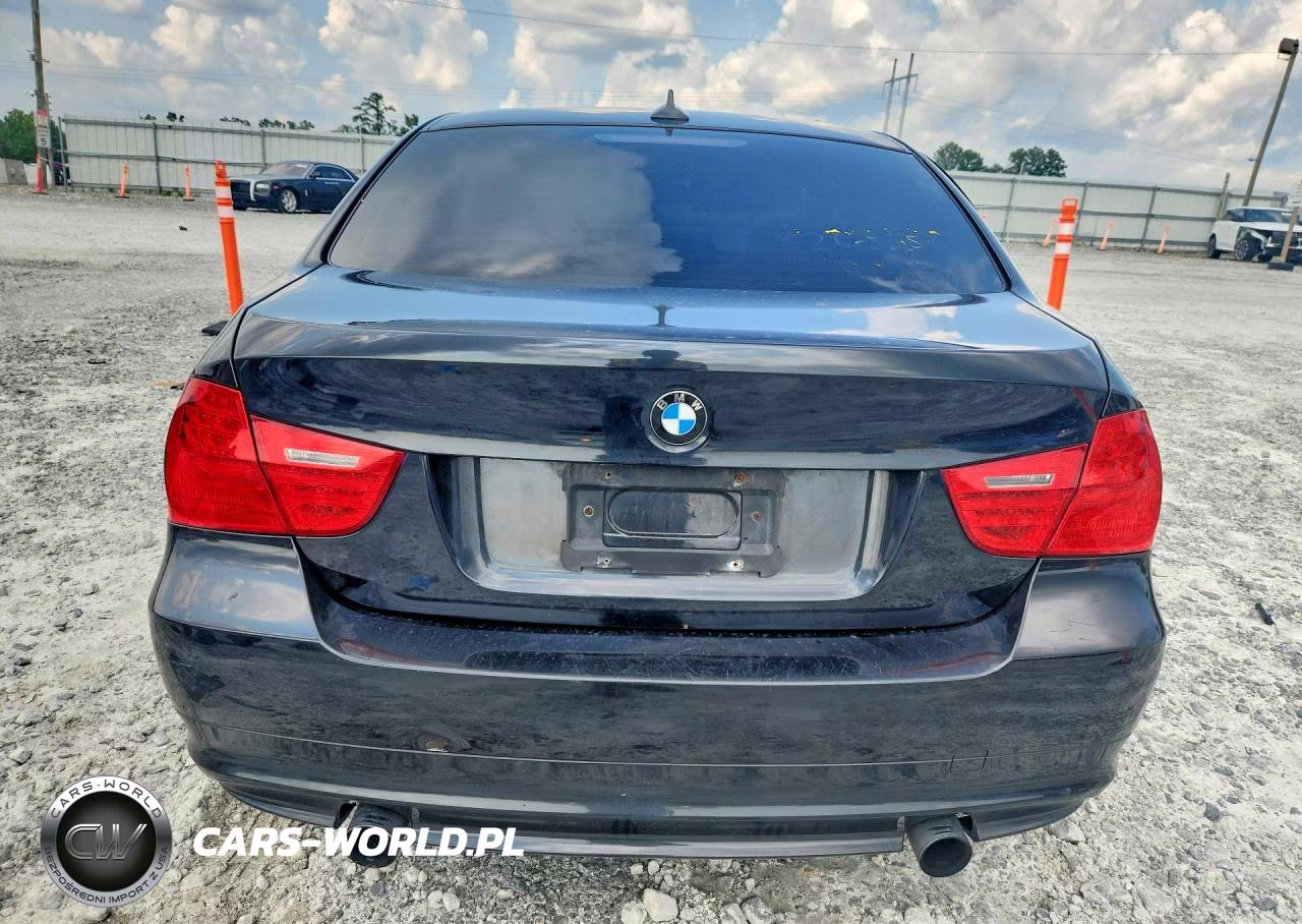 2011 BMW 335 Xi VIN:WBAPL5C51BA920160 - 6