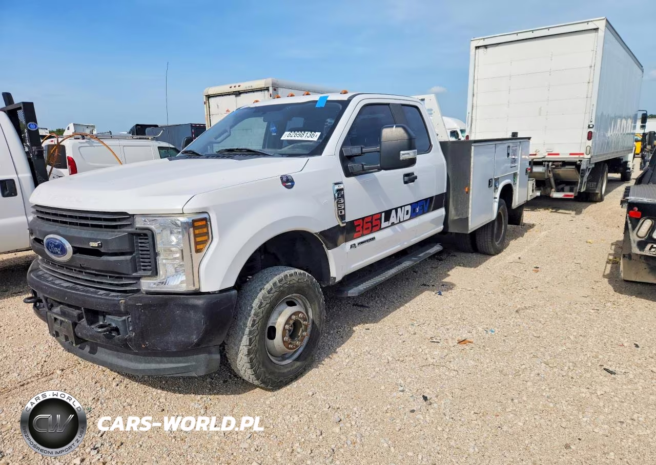 2019 Ford F350 Super - Delivery Truck – zdjęcie 1 z 14