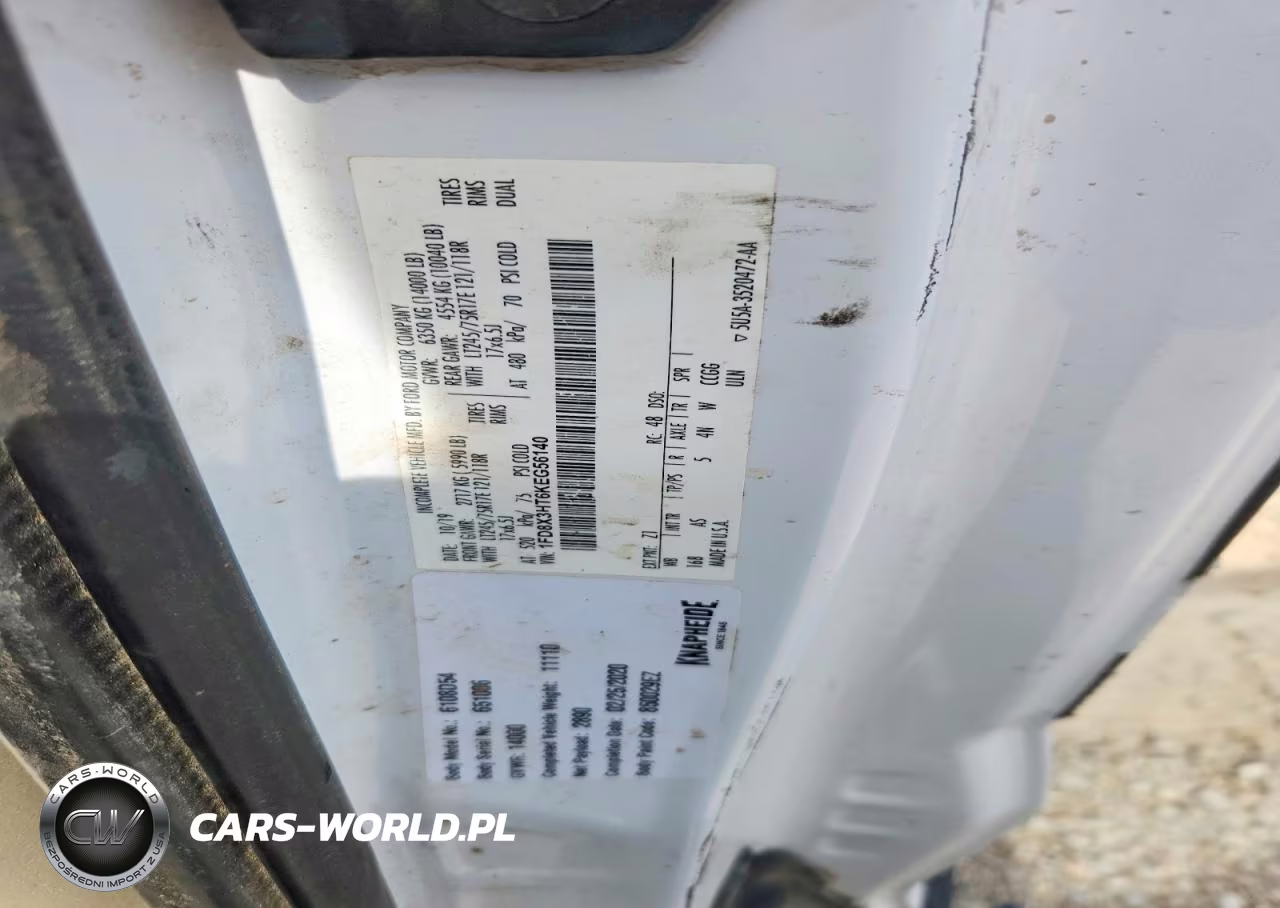 2019 Ford F350 Super - Delivery Truck VIN:1FD8X3HT6KEG56140 - 12