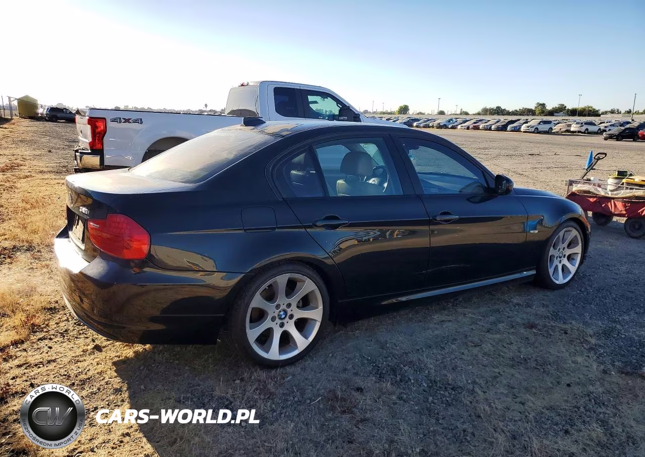 2011 BMW 328 I VIN:WBAPH7C55BE682819 - 3