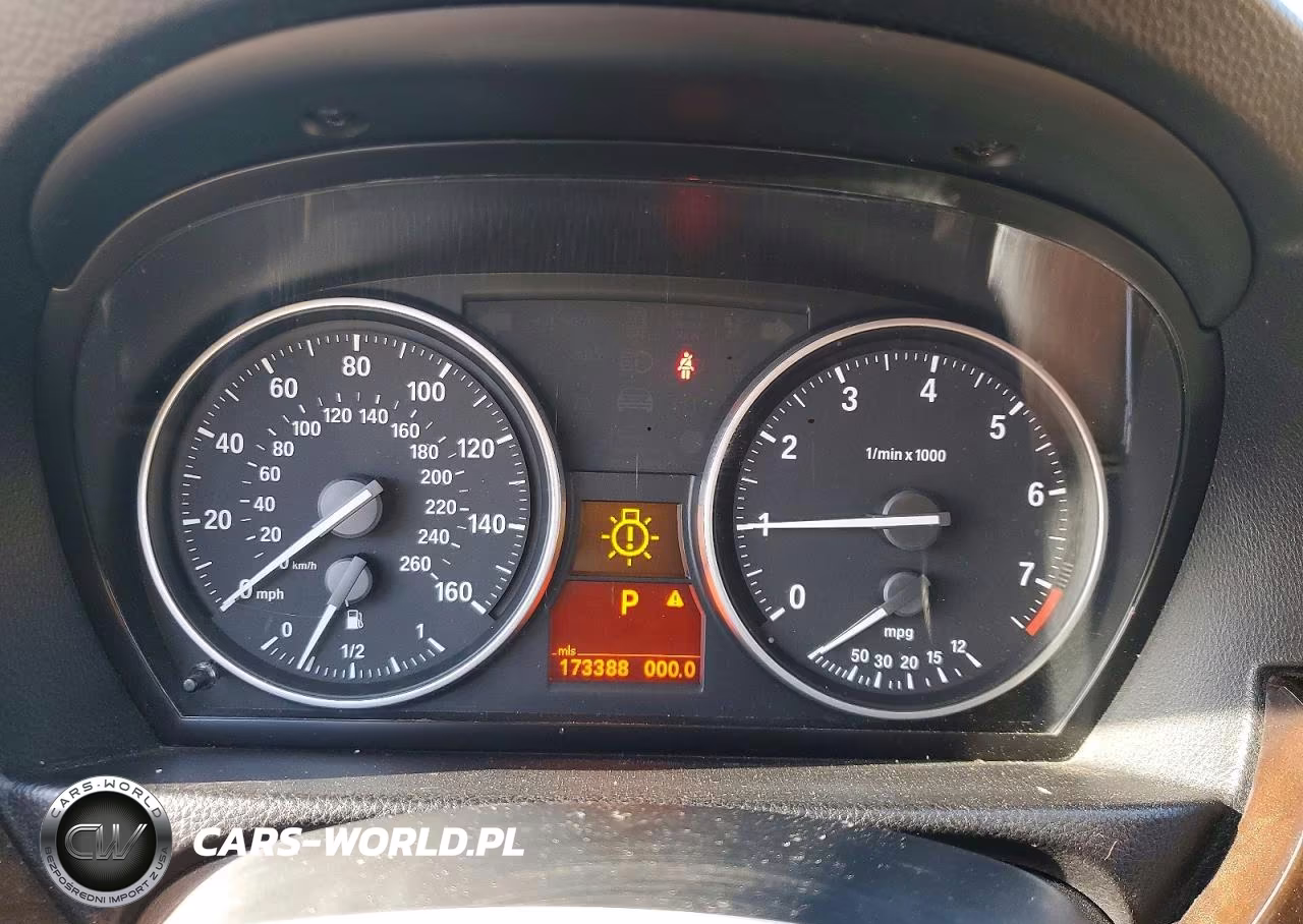 2011 BMW 328 I VIN:WBAPH7C55BE682819 - 9