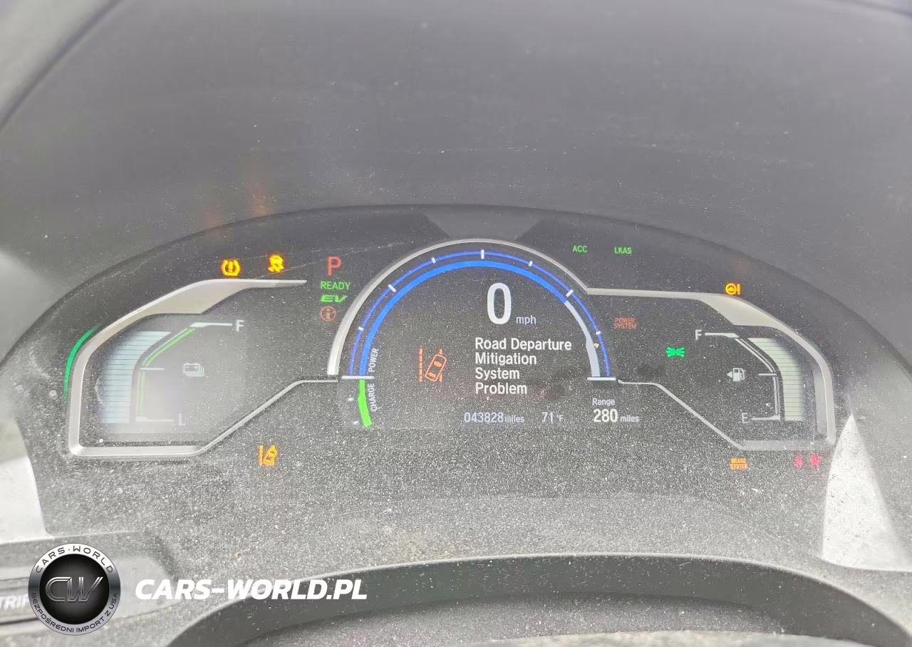 2018 Honda Clarity VIN:JHMZC5F14JC023730 - 9