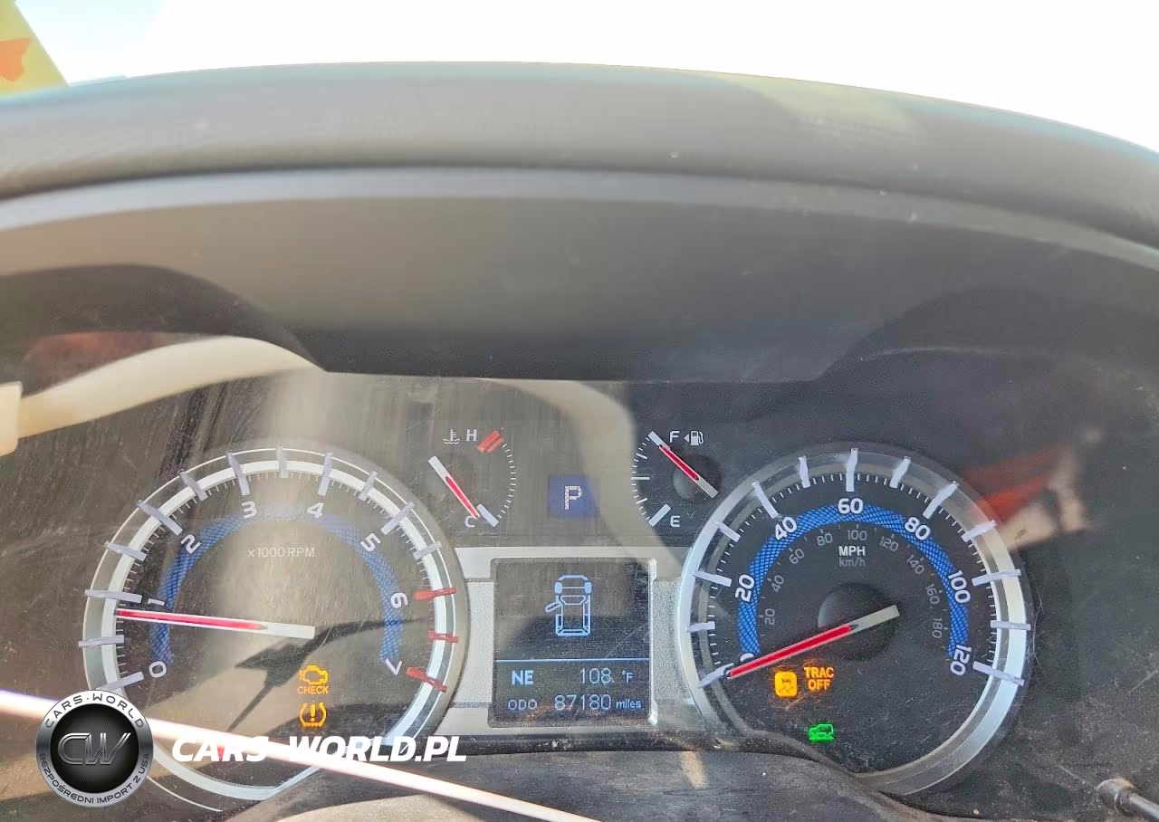 2018 Toyota 4Runner Trd Off-Road VIN:JTEBU5JR1J5528623 - 9