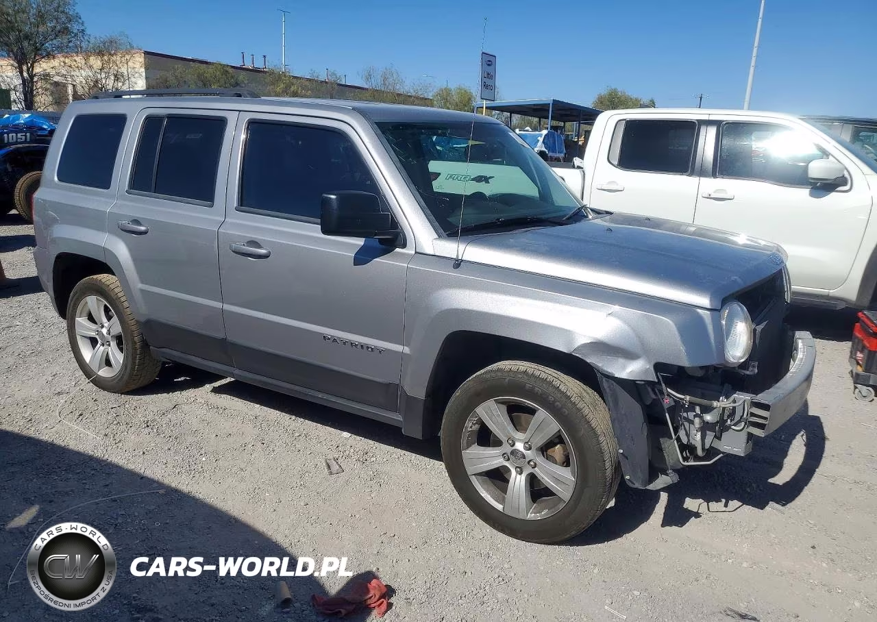 2014 Jeep Patriot Latitude VIN:1C4NJRFB9ED761528 - 4