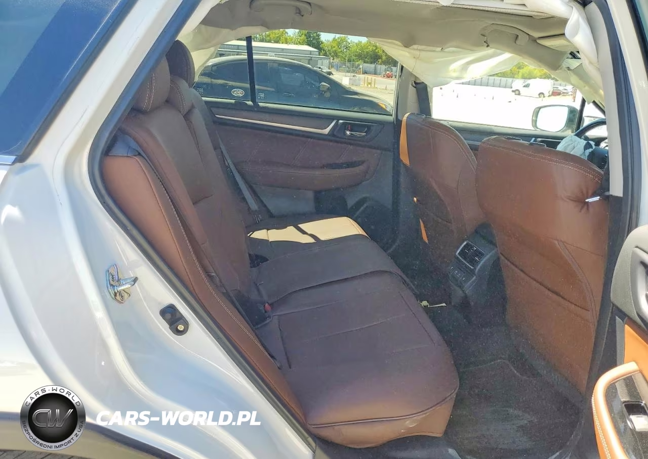 2019 Subaru Outback Touring VIN:4S4BSETCXK3299015 - 10