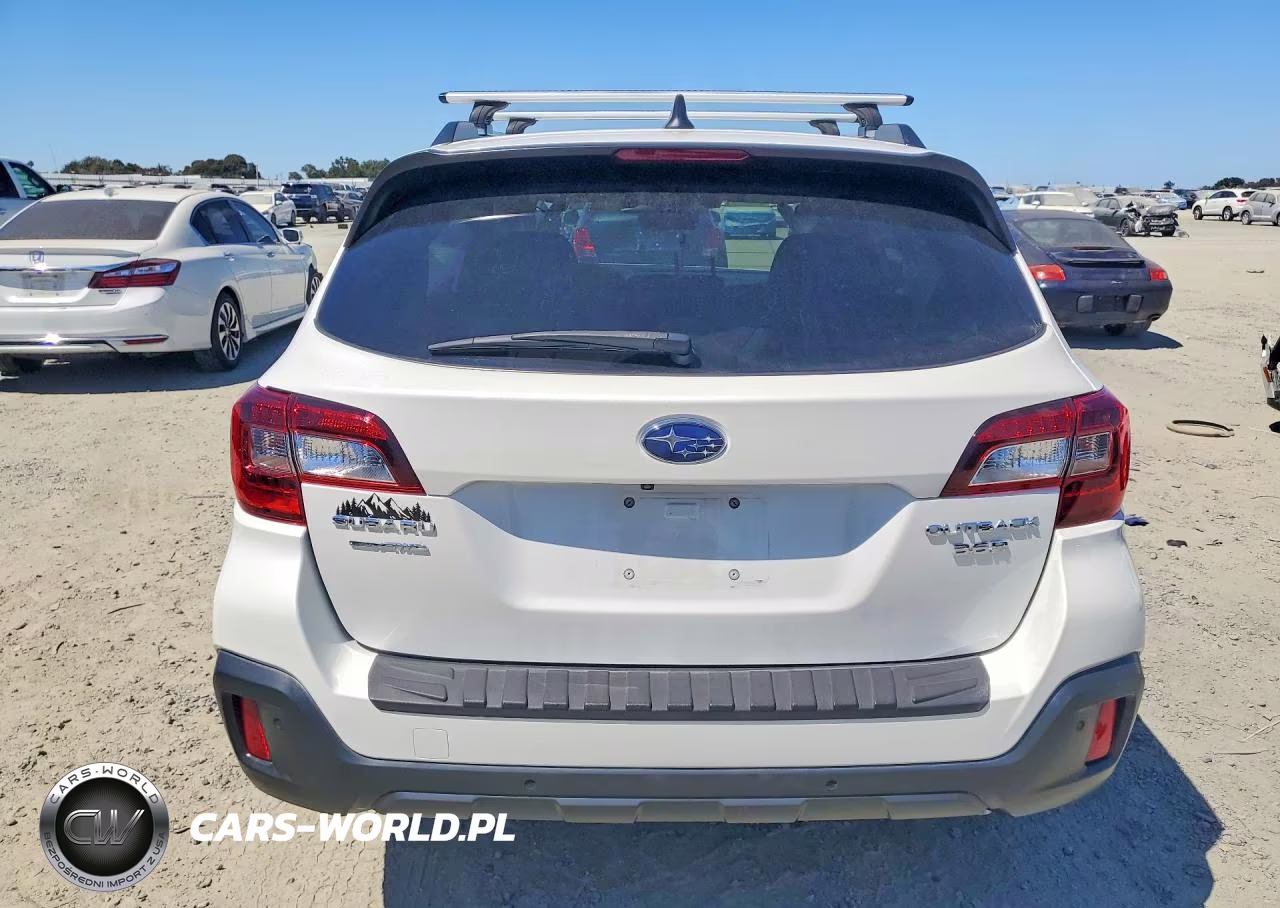 2019 Subaru Outback Touring VIN:4S4BSETCXK3299015 - 6