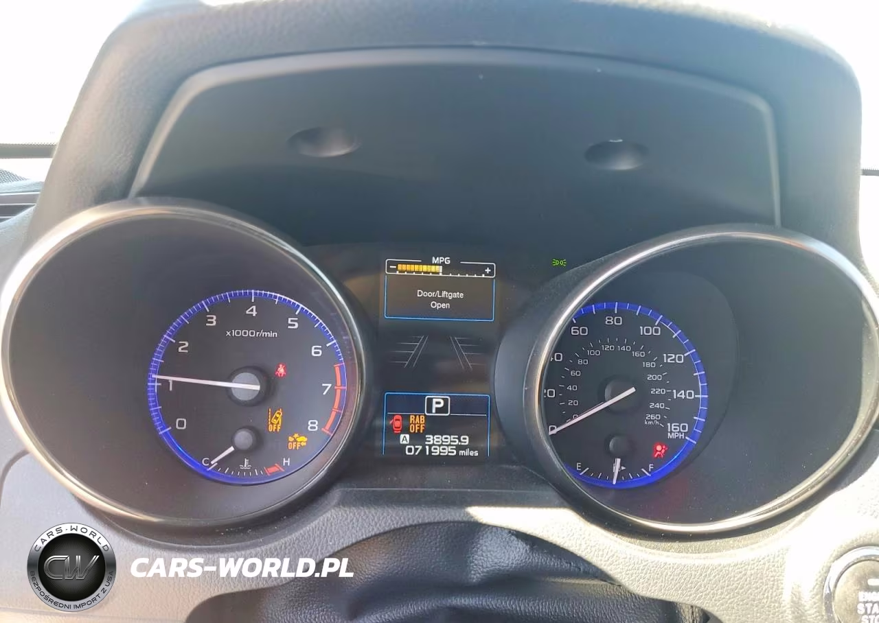 2019 Subaru Outback Touring VIN:4S4BSETCXK3299015 - 9