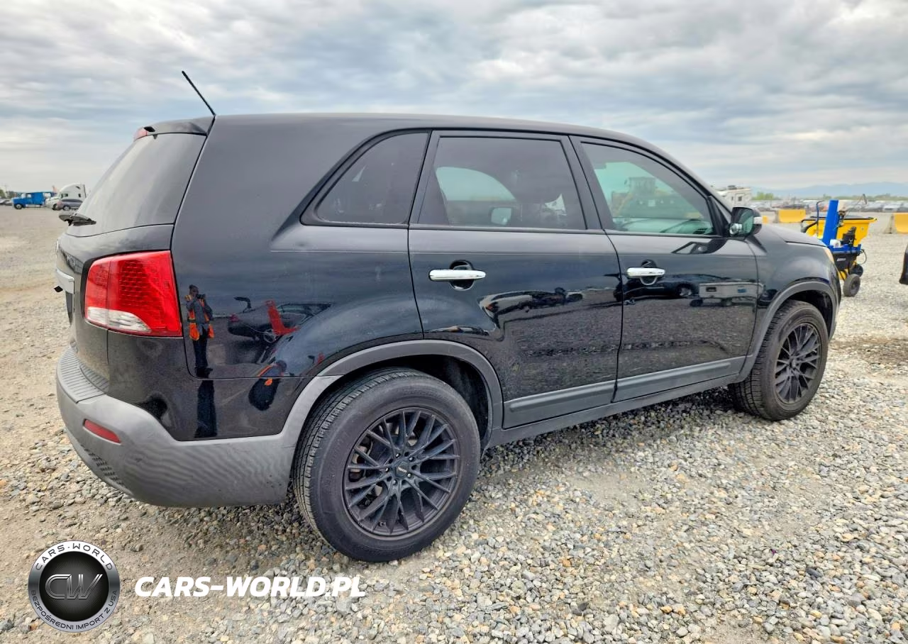 2012 Kia Sorento Lx VIN:5XYKT3A14CG307792 - 3