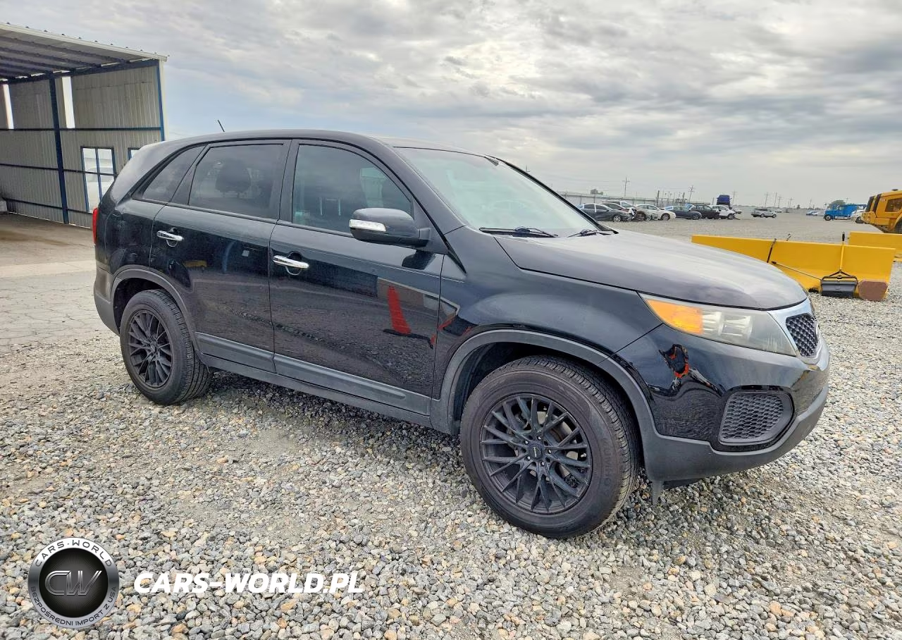 2012 Kia Sorento Lx VIN:5XYKT3A14CG307792 - 4