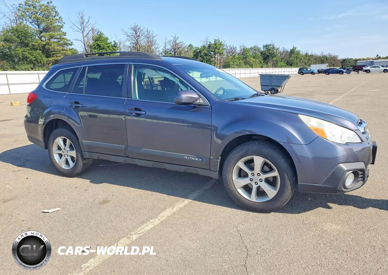 2014 Subaru Outback 2.5I Premium VIN:4S4BRBCC0E3225732 - 4