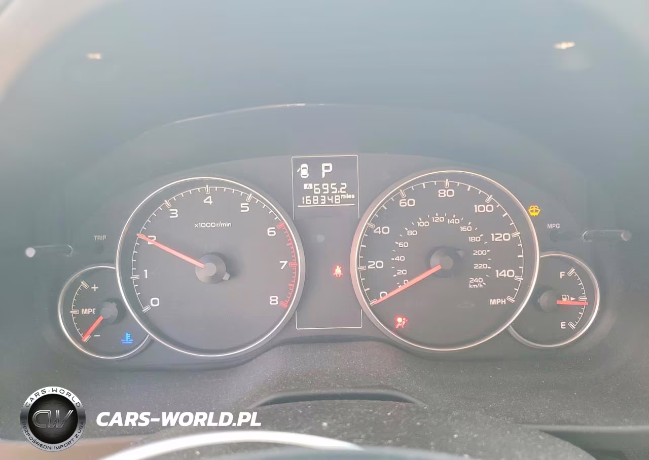 2014 Subaru Outback 2.5I Premium VIN:4S4BRBCC0E3225732 - 9