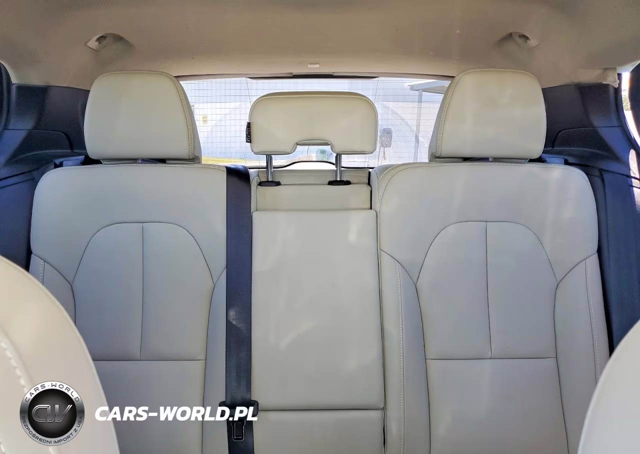 2024 Volvo Xc40 Ultimate VIN:YV4L12UM2R2299864 - 10