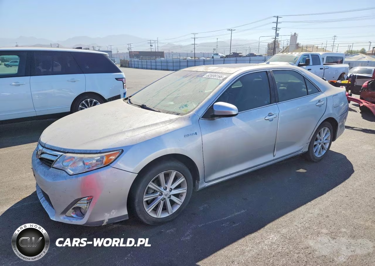 2012 Toyota Camry Hybrid Xle – zdjęcie 1 z 12