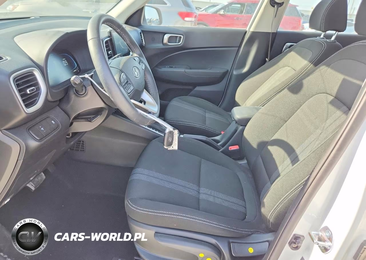 2026 Hyundai Venue Sel VIN:KMHRC8A3XTU436515 - 7