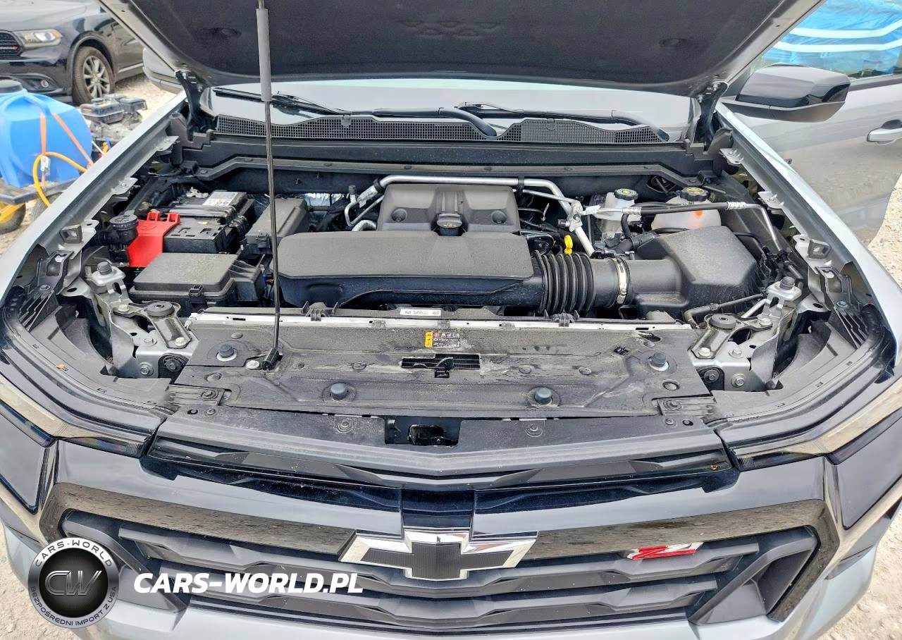 2025 Chevrolet Colorado Z71 VIN:1GCPTDEK1S1195904 - 11