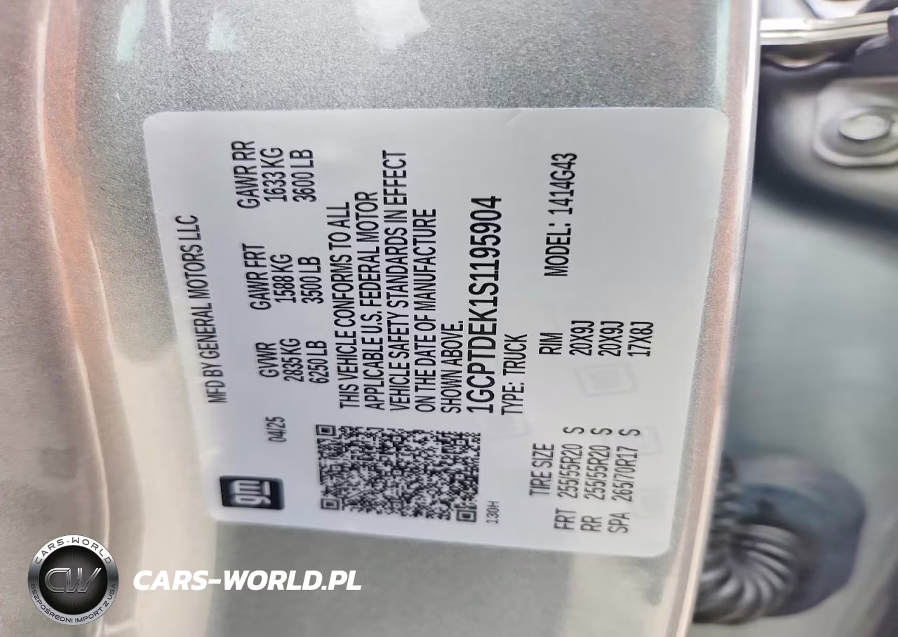 2025 Chevrolet Colorado Z71 VIN:1GCPTDEK1S1195904 - 12