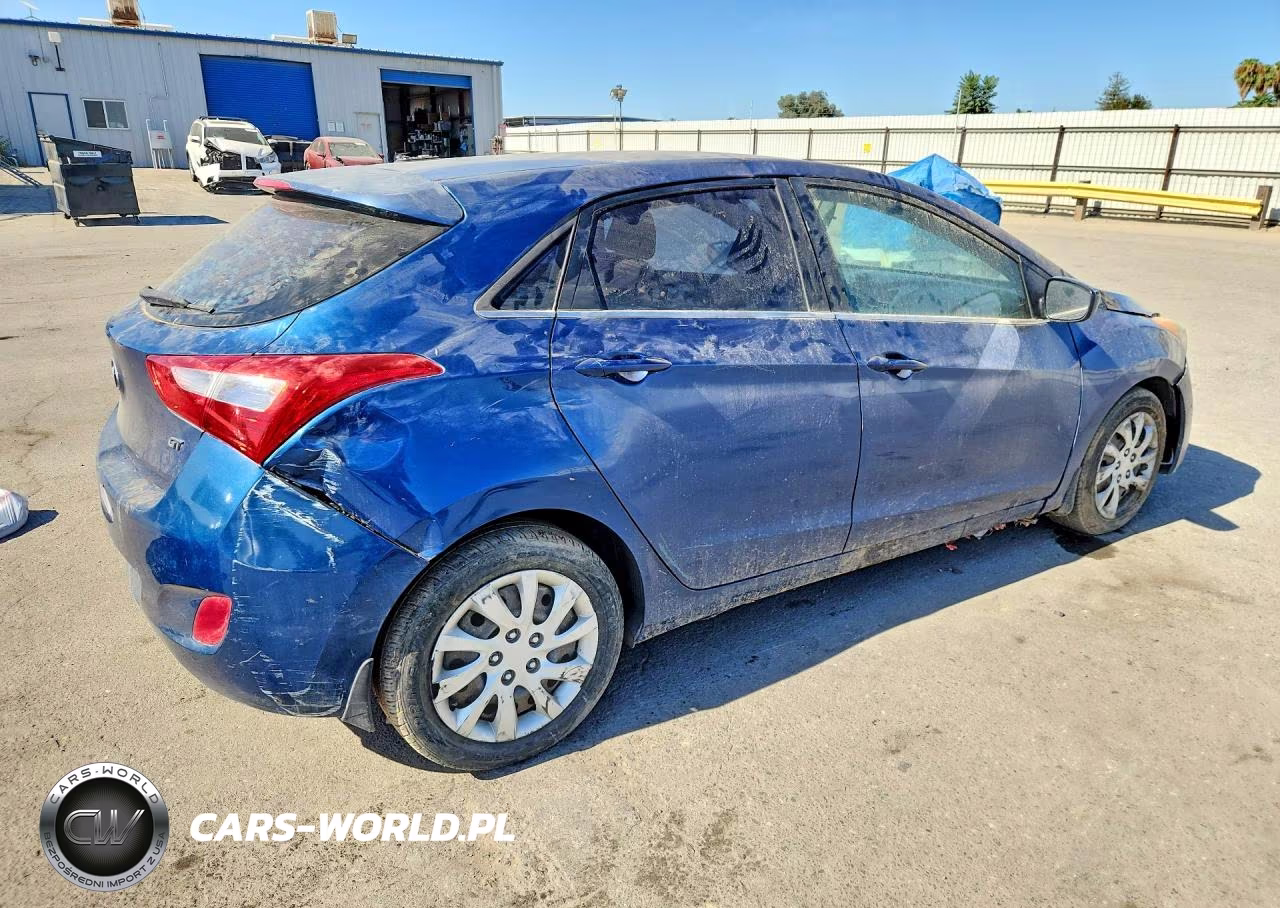 2016 Hyundai Elantra Gt Base VIN:KMHD35LHXGU266647 - 3