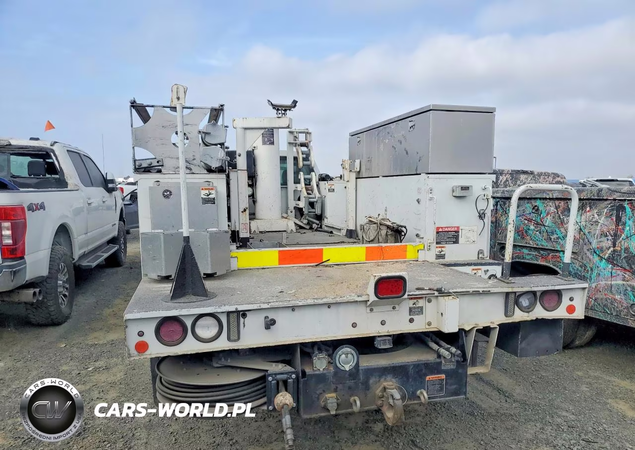 2017 Ford F550 Super Duty Cable Placer Bucket Truck VIN:1FDUF5GTXHEC48067 - 6