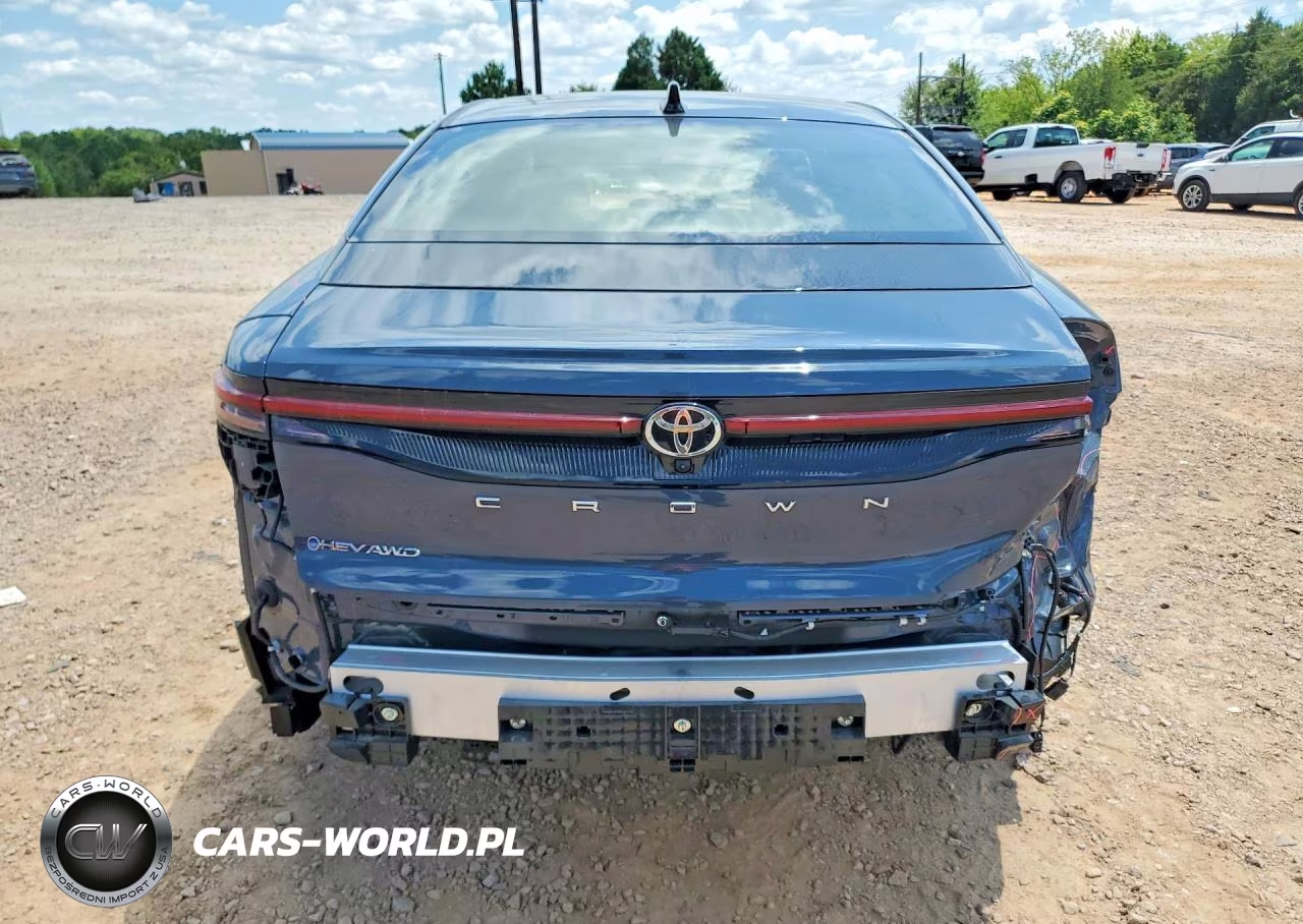 2026 Toyota Crown Xle VIN:JTDAAAAF5T3044671 - 6