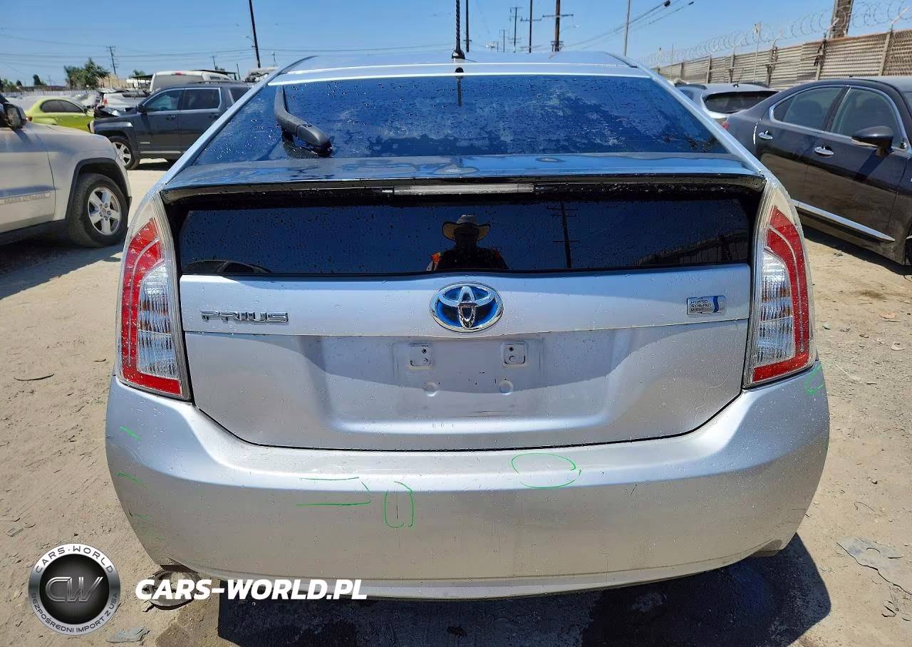 2012 Toyota Prius Two VIN:JTDKN3DU9C5513182 - 6