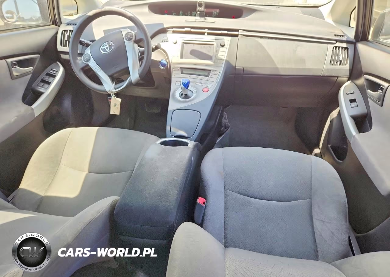 2012 Toyota Prius Two VIN:JTDKN3DU9C5513182 - 8