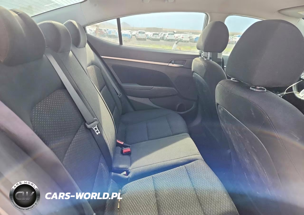 2020 Hyundai Elantra Sel VIN:5NPD84LF0LH580598 - 10