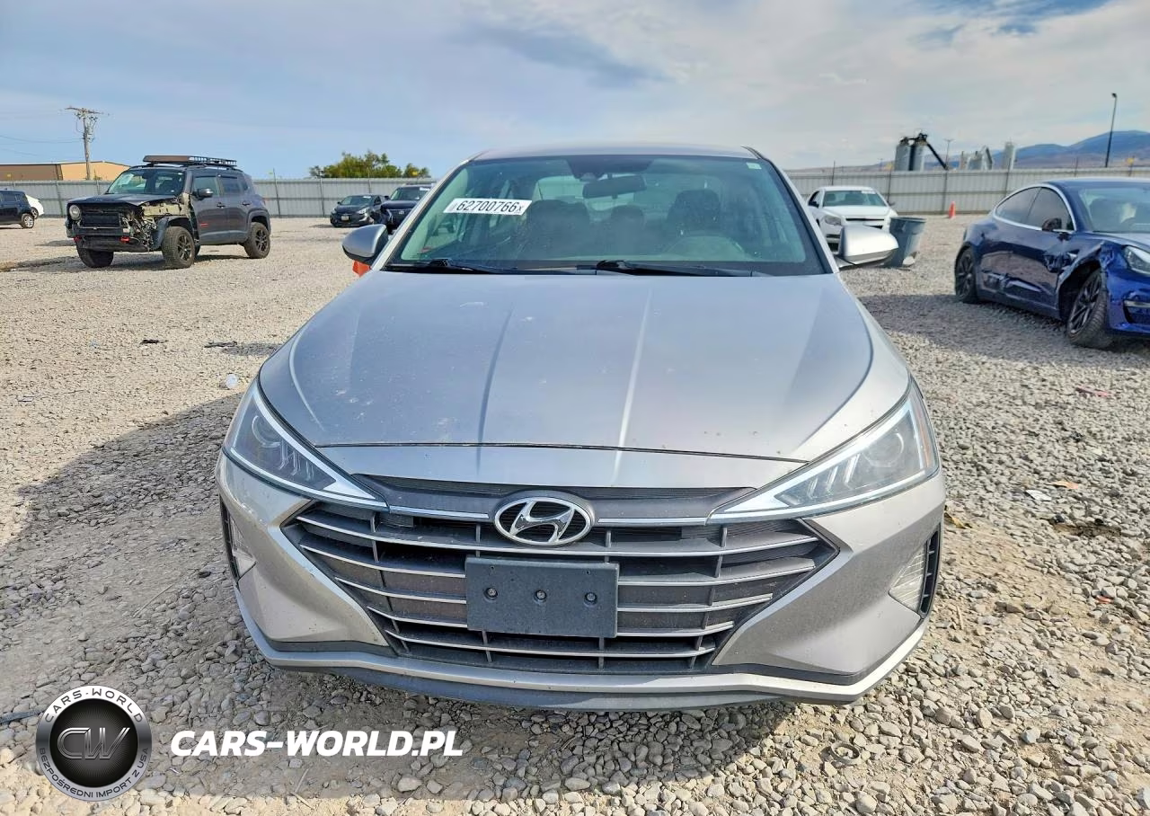 2020 Hyundai Elantra Sel VIN:5NPD84LF0LH580598 - 5