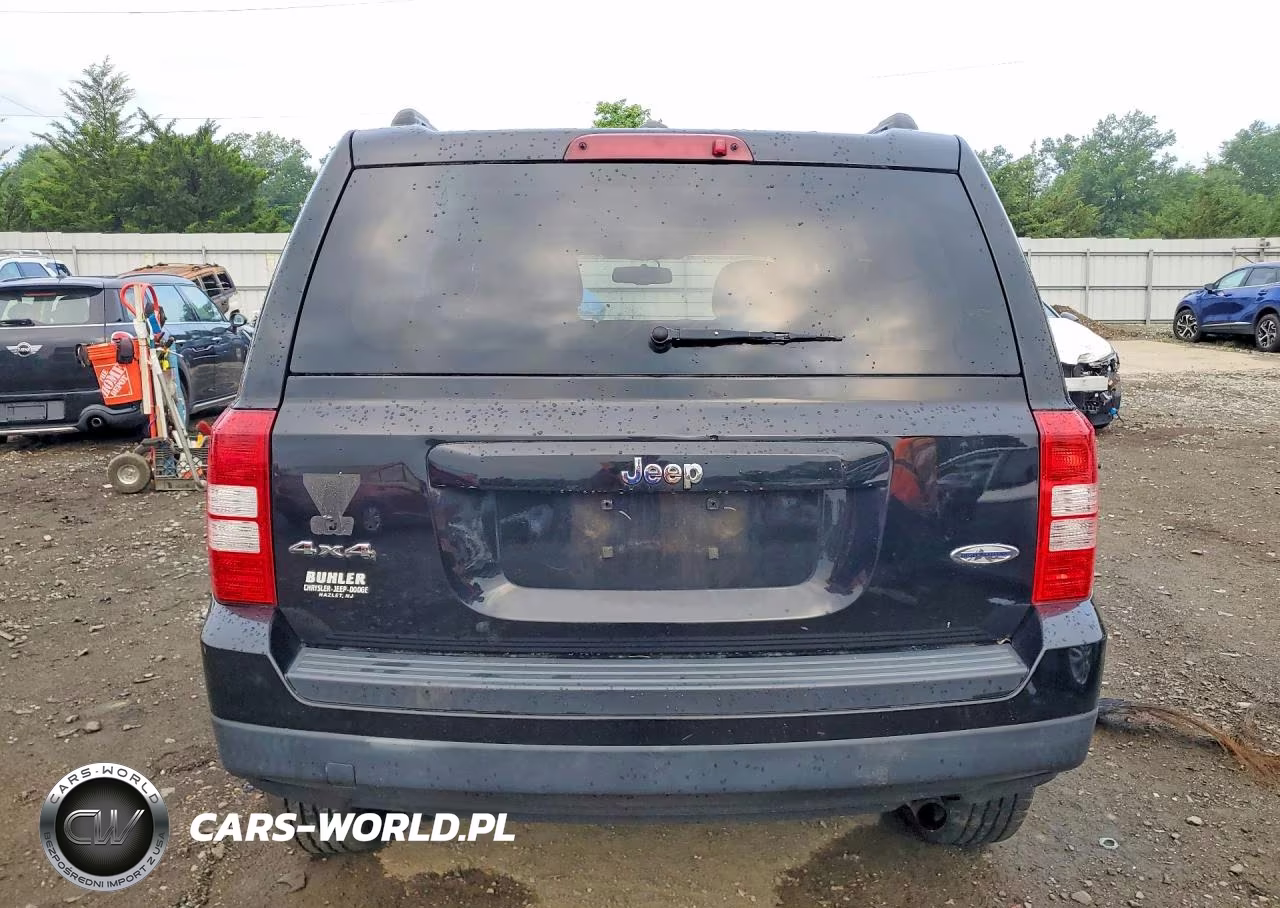 2015 Jeep Patriot Latitude VIN:1C4NJRFB8FD317395 - 6