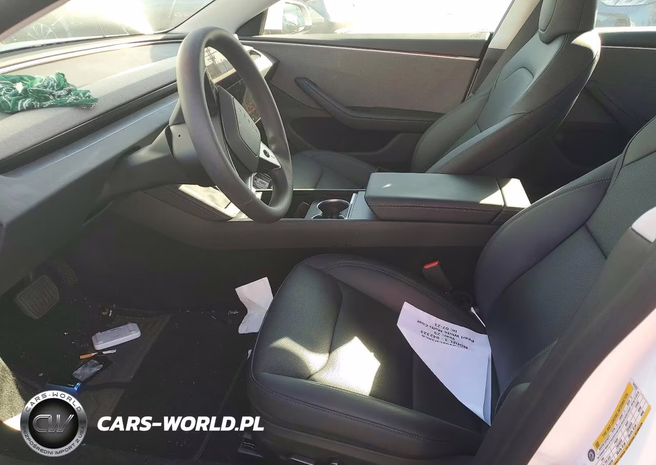 2025 Tesla Model 3 VIN:5YJ3E1EA9SF042323 - 7