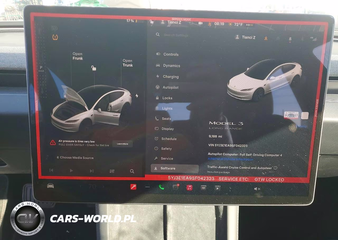 2025 Tesla Model 3 VIN:5YJ3E1EA9SF042323 - 9