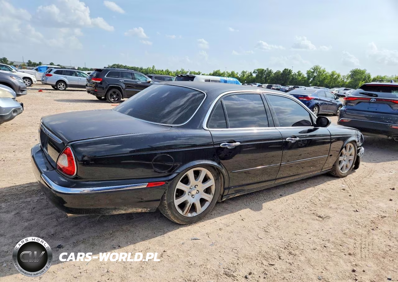 2004 Jaguar Xj8 VIN:SAJWA71C34SG22843 - 3
