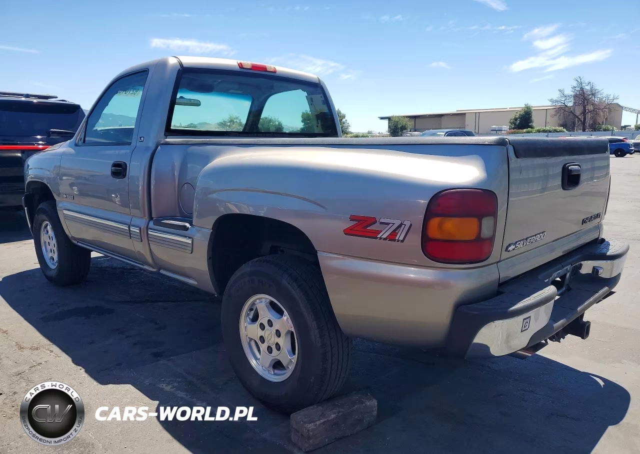 2000 Chevrolet Silverado K1500 VIN:1GCEK14T7YZ104650 - 2