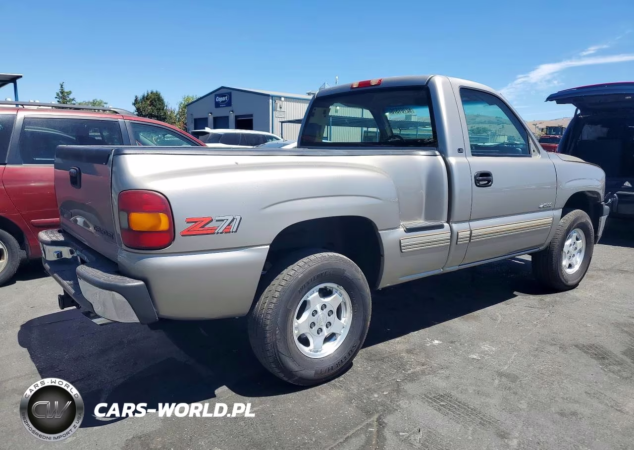 2000 Chevrolet Silverado K1500 VIN:1GCEK14T7YZ104650 - 3