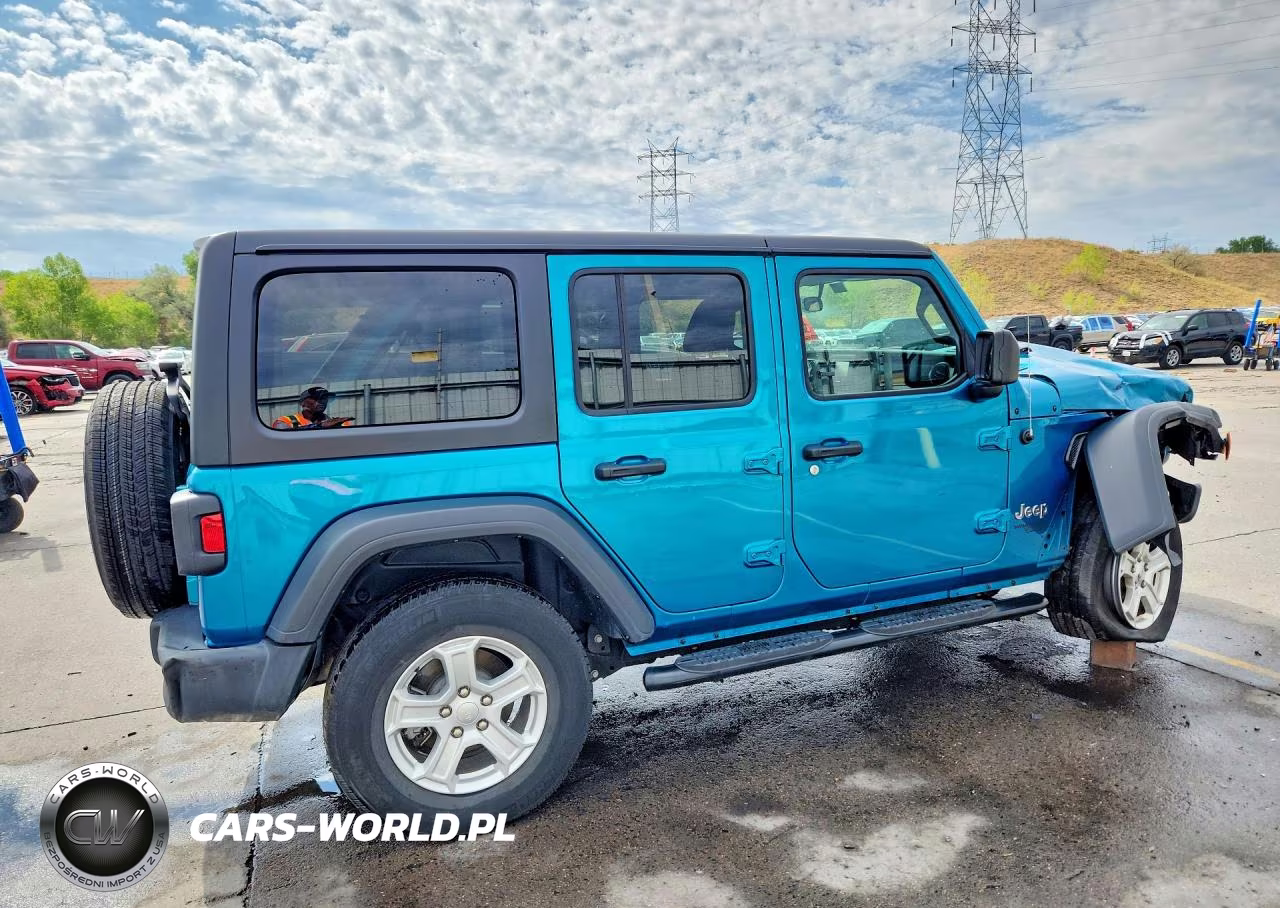 2020 Jeep Wrangler Unlimited Sport VIN:1C4HJXDN4LW135028 - 3