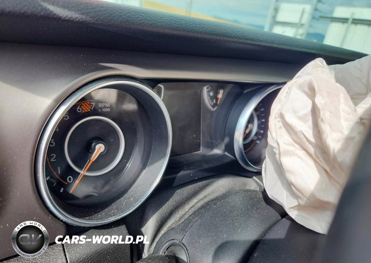 2020 Jeep Wrangler Unlimited Sport VIN:1C4HJXDN4LW135028 - 9