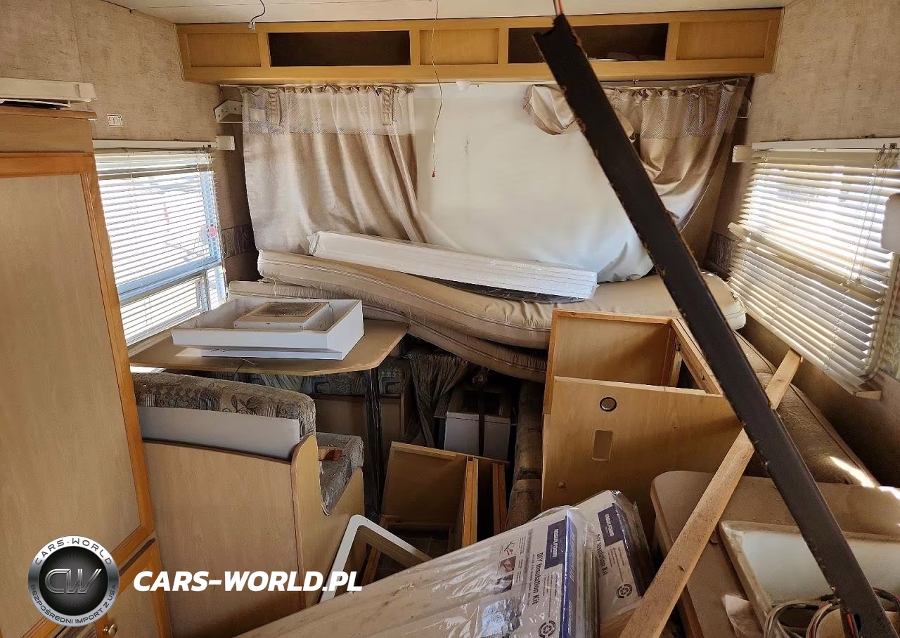 2005 Jayco Trailers VIN:1UJBJ02JX51JH0052 - 5
