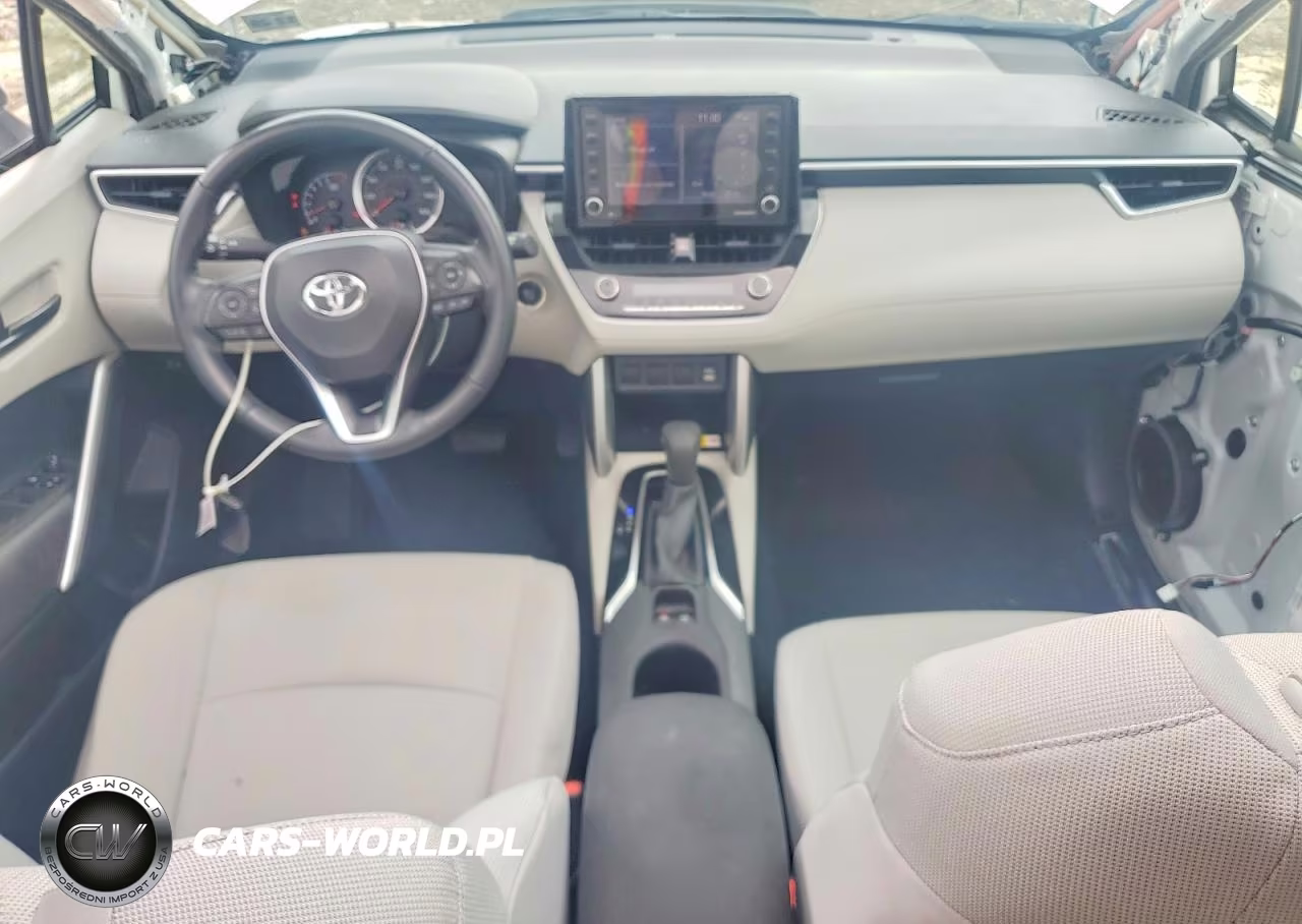 2022 Toyota Corolla Cross Le VIN:7MUBAABG4NV005573 - 8