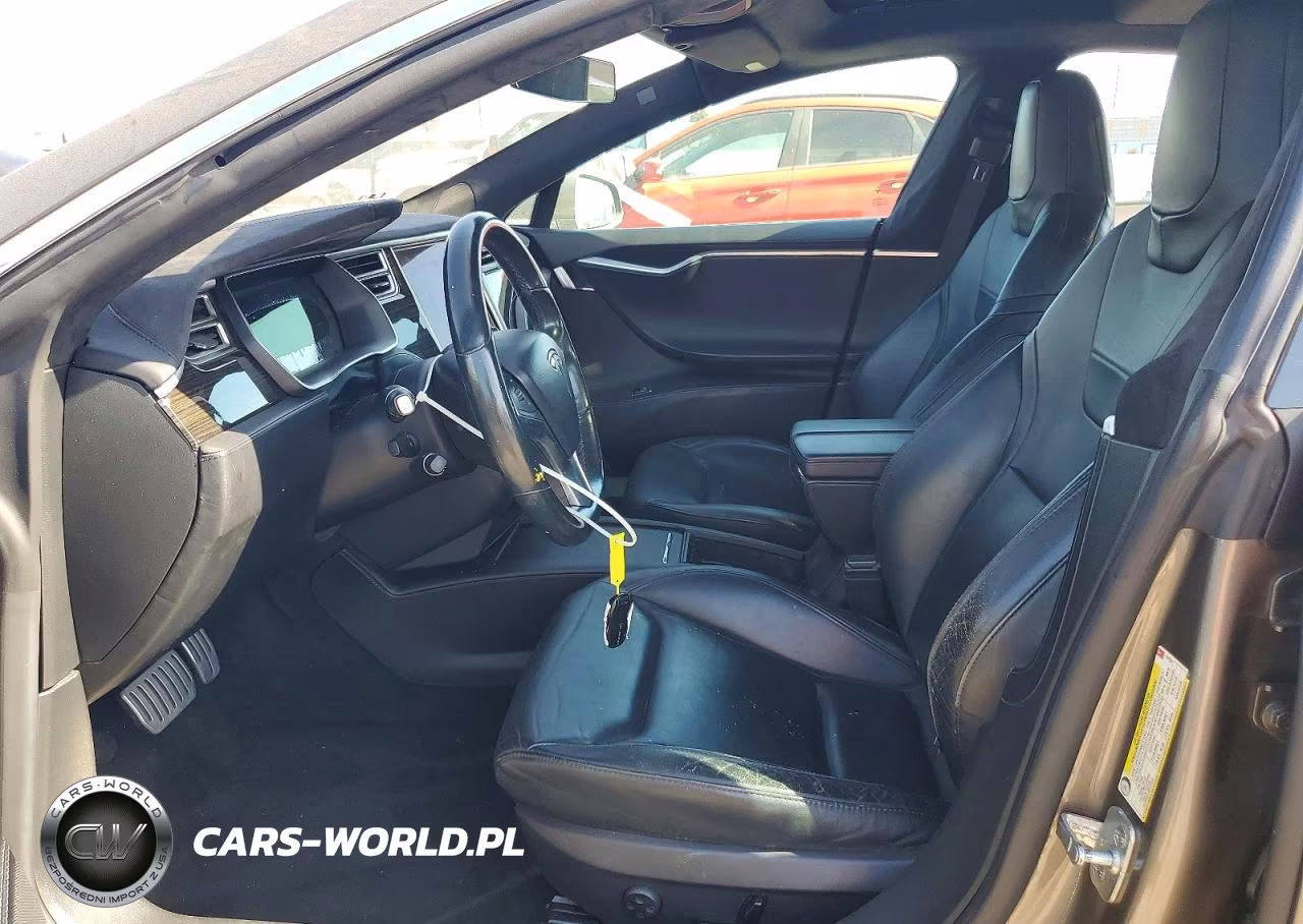 2016 Tesla Model S VIN:5YJSA1E42GF137220 - 7