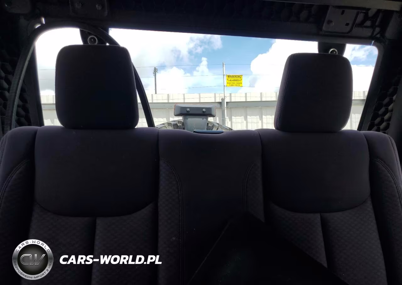 2013 Jeep Wrangler Sport VIN:1C4AJWAG5DL605832 - 10