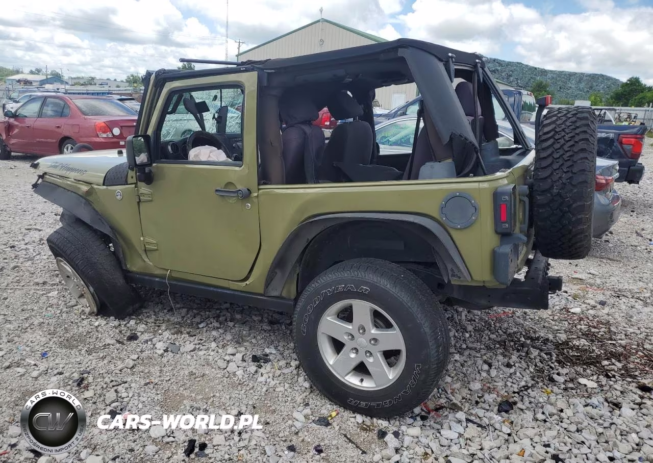 2013 Jeep Wrangler Sport VIN:1C4AJWAG5DL605832 - 2