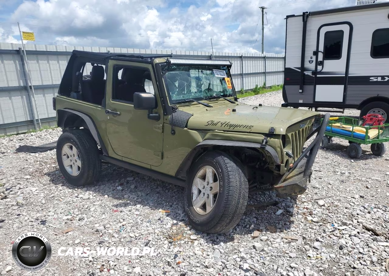 2013 Jeep Wrangler Sport VIN:1C4AJWAG5DL605832 - 4