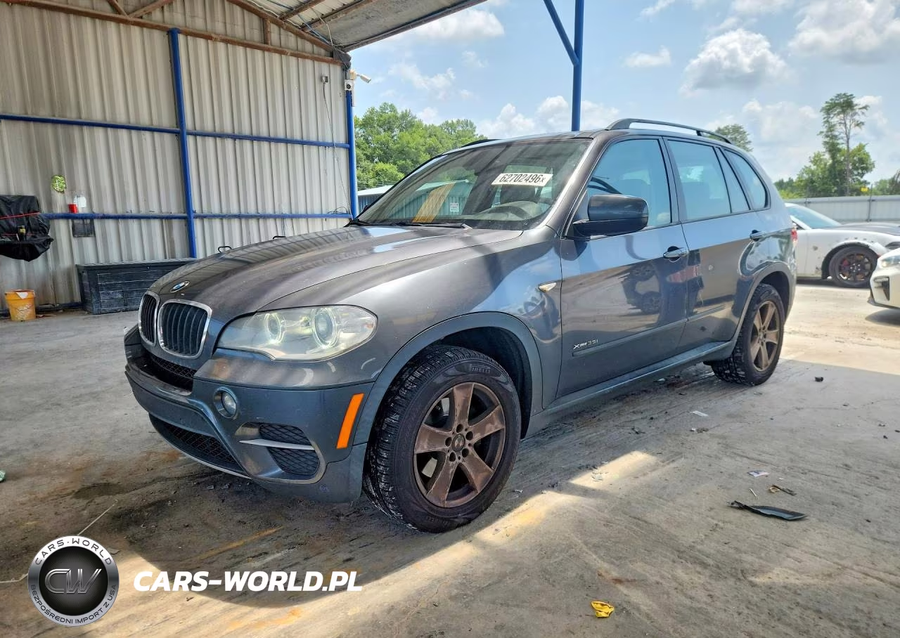 2013 BMW X5 xDrive35I – zdjęcie 1 z 12