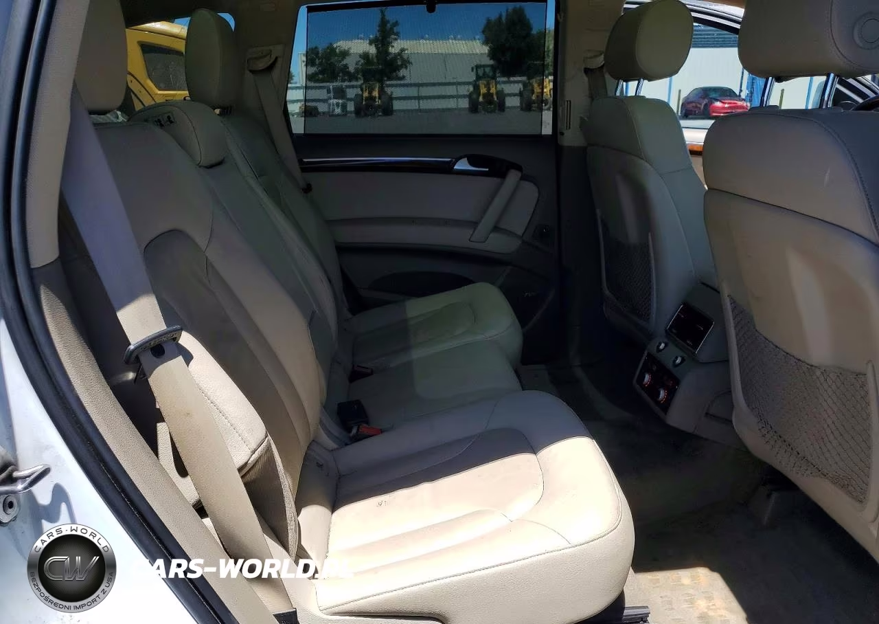 2014 Audi Q7 Premium Plus VIN:WA1LGAFE0ED004738 - 11