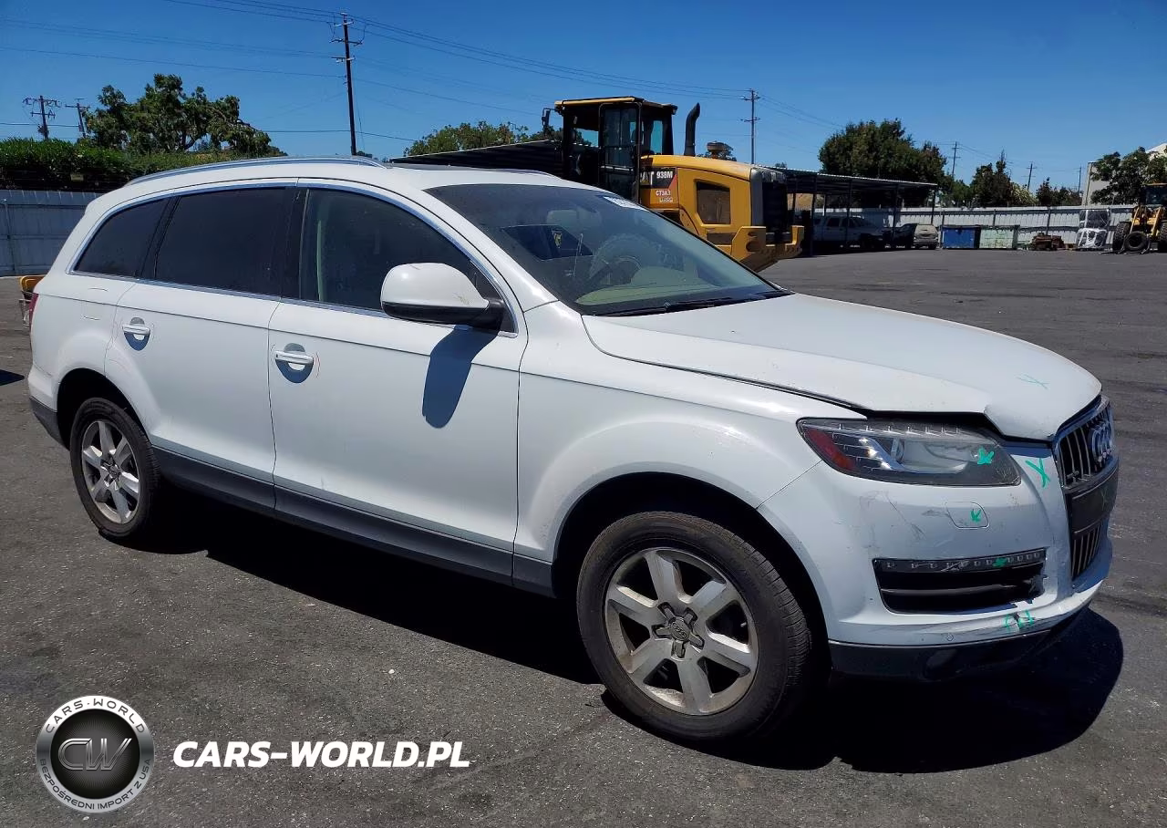 2014 Audi Q7 Premium Plus VIN:WA1LGAFE0ED004738 - 4