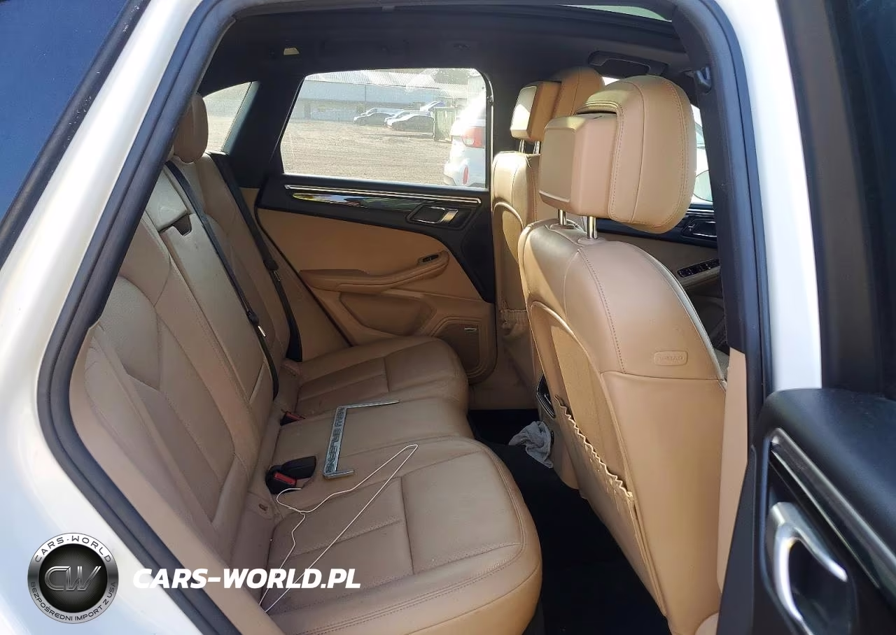 2020 Porsche Macan VIN:WP1AA2A51LLB02318 - 10