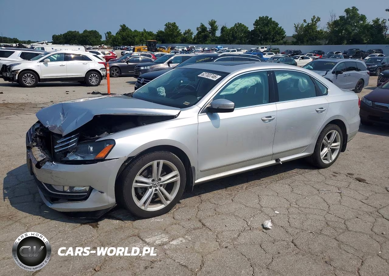 2015 Volkswagen Passat Sel – zdjęcie 1 z 12